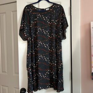 CAbi Black Muse Floral 100% Polyester Flutter Sleeve Shift Dress Womans Size XL